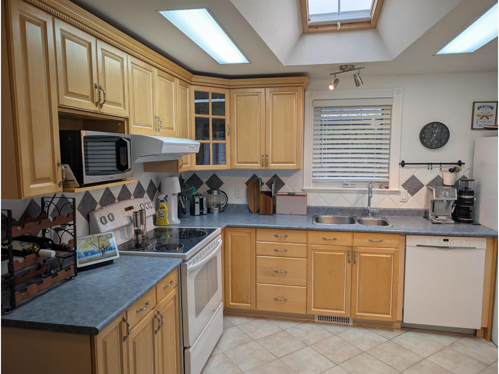 7 2303 Cranley Drive, Surrey, British Columbia  V4A 8W9 - Photo 4 - R3154062