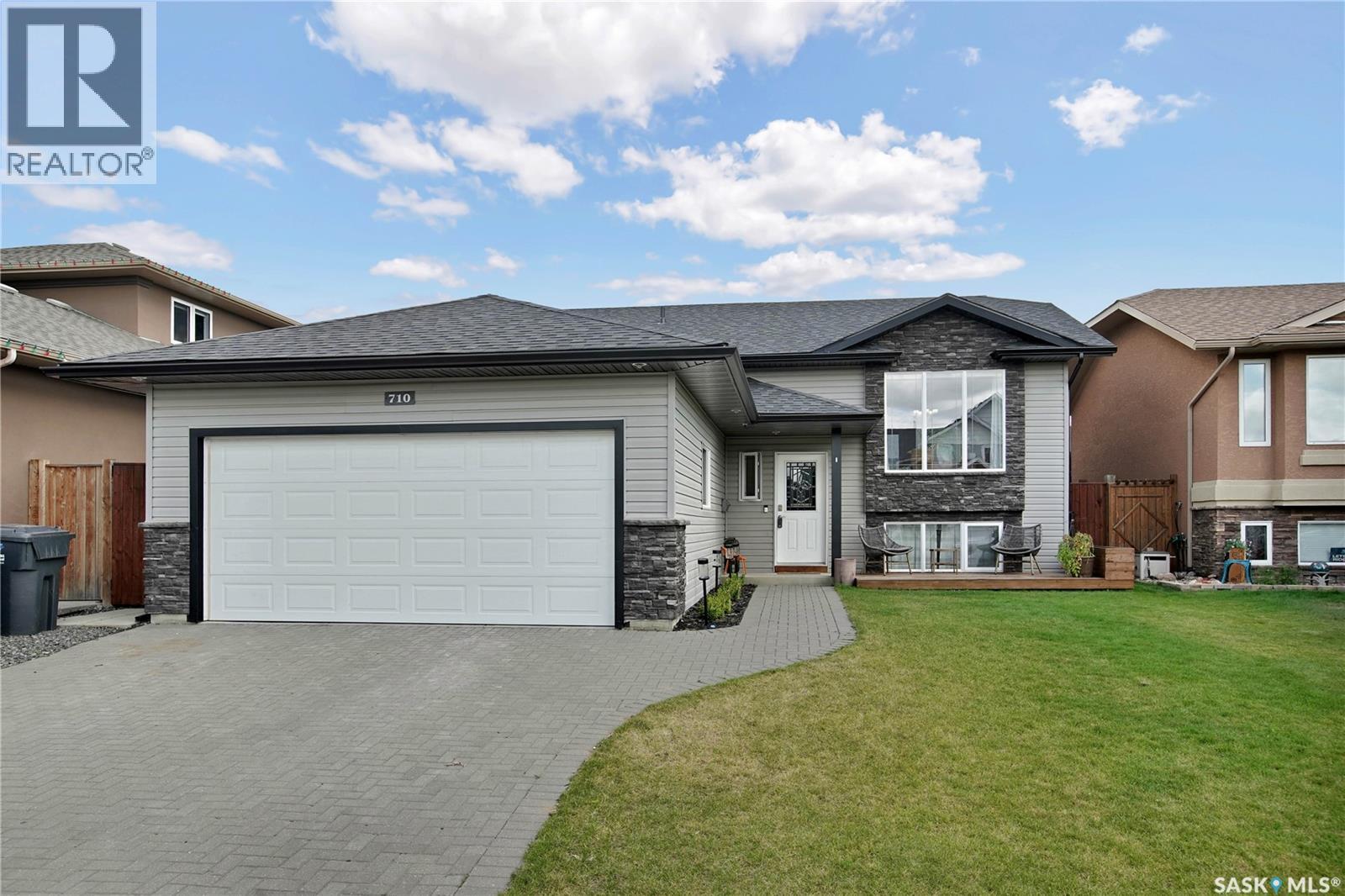 710 Redwood Crescent, Warman, Saskatchewan  S0K 4S2 - Photo 1 - SK044965