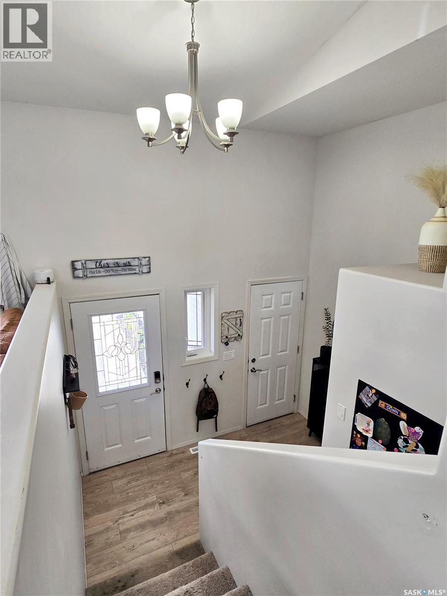 710 Redwood Crescent, Warman, Saskatchewan  S0K 4S2 - Photo 3 - SK044965