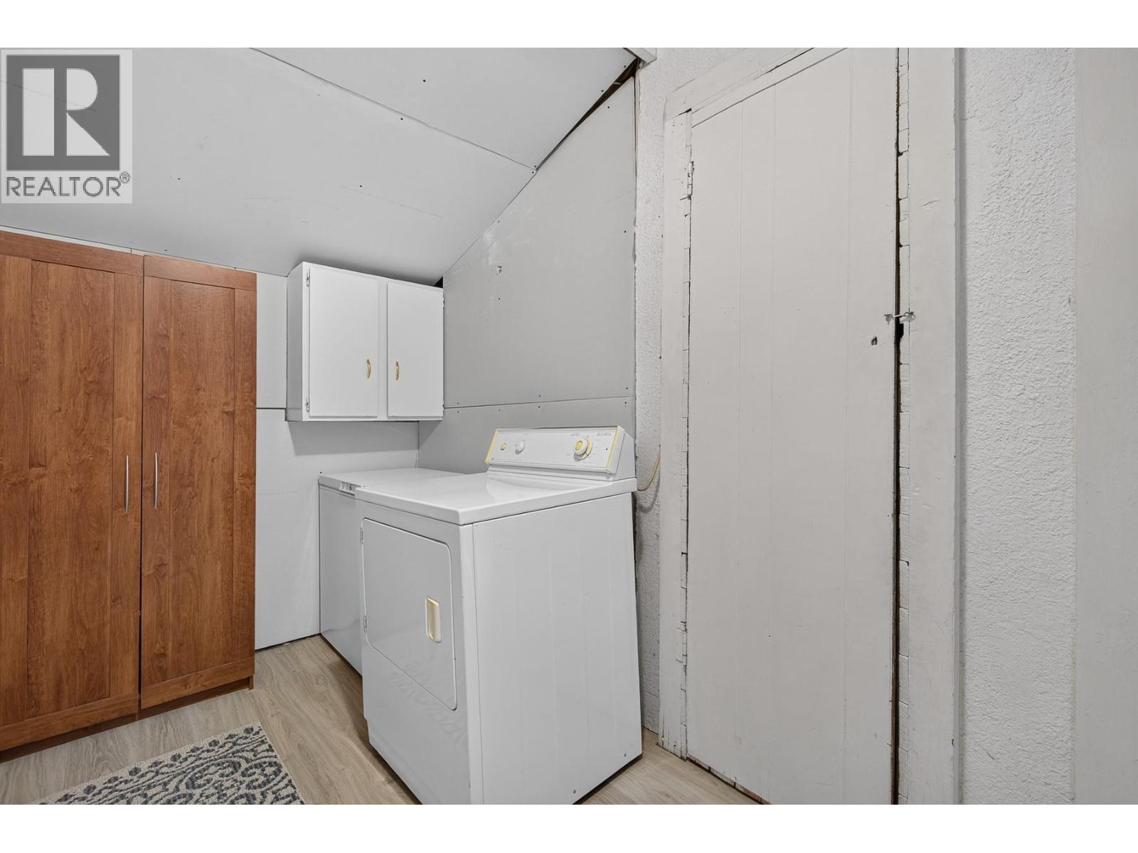 2004 33 Street, Vernon, British Columbia  V1T 5R6 - Photo 30 - 10397035