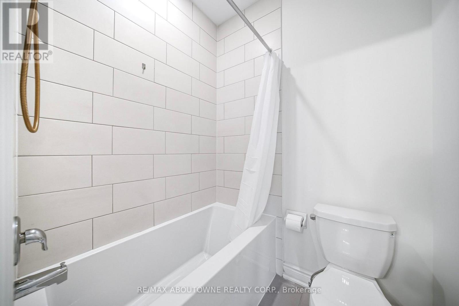 11 Grierson Trail, Hamilton, Ontario  L8B 1X5 - Photo 34 - X13652268
