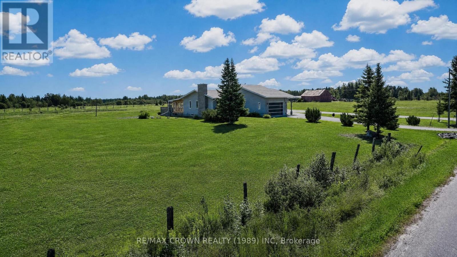 53 Cloutier Road N, Hearst, Ontario  P0L 1N0 - Photo 3 - T13656732