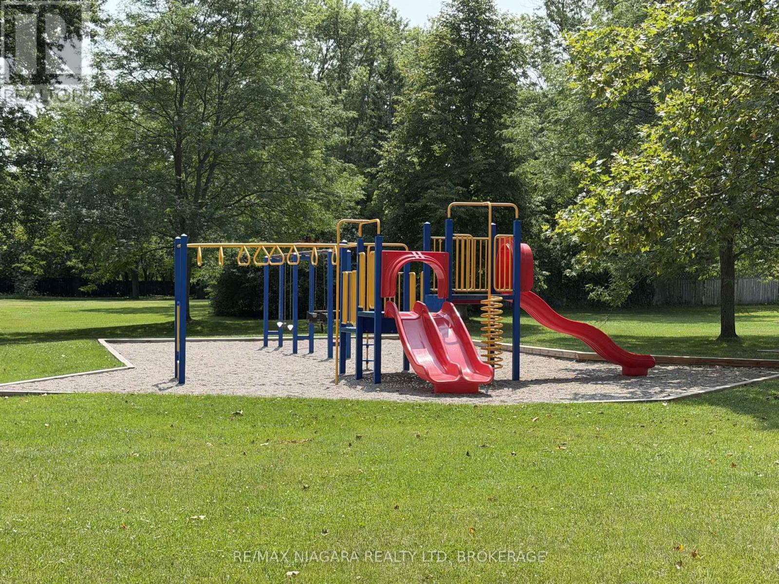 1 - 21 Woodlawn Road, Welland, Ontario  L3C 5Y7 - Photo 12 - X13656568