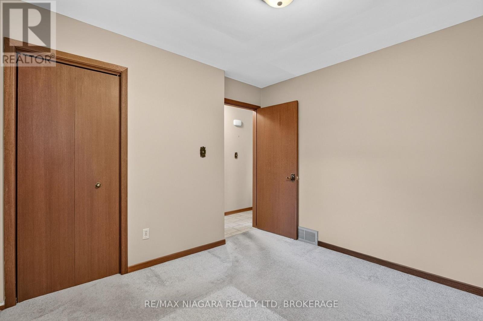 5777 Sunnylea Crescent, Niagara Falls (Arad/fallsview), Ontario L2G 2S1 - Photo 25 - X13656640