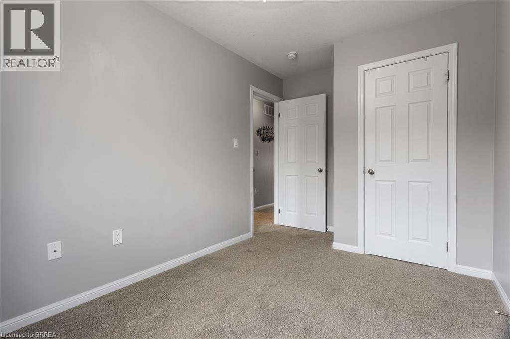 21 Diana Avenue Unit# 32, Brantford, Ontario  N3T 0G7 - Photo 19 - 40826574