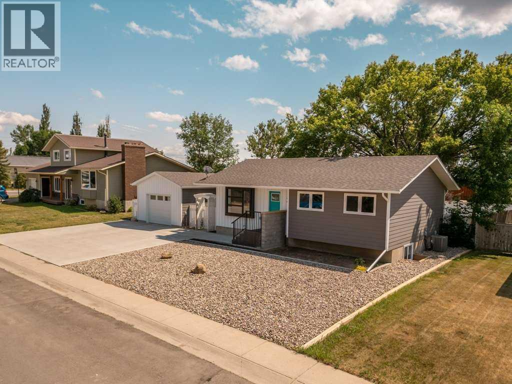 206 Rubie Crescent, Nobleford, Alberta  T0L 1S0 - Photo 4 - A2334424