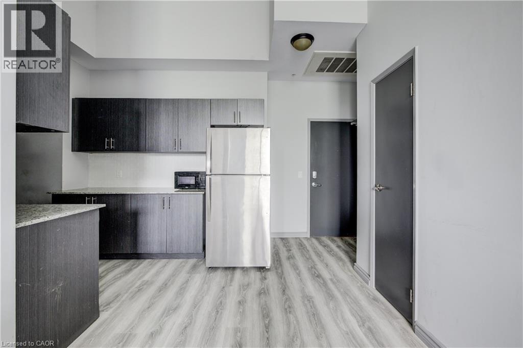 275 Larch Street Unit# G105, Waterloo, Ontario  N2L 3R2 - Photo 3 - 40840418