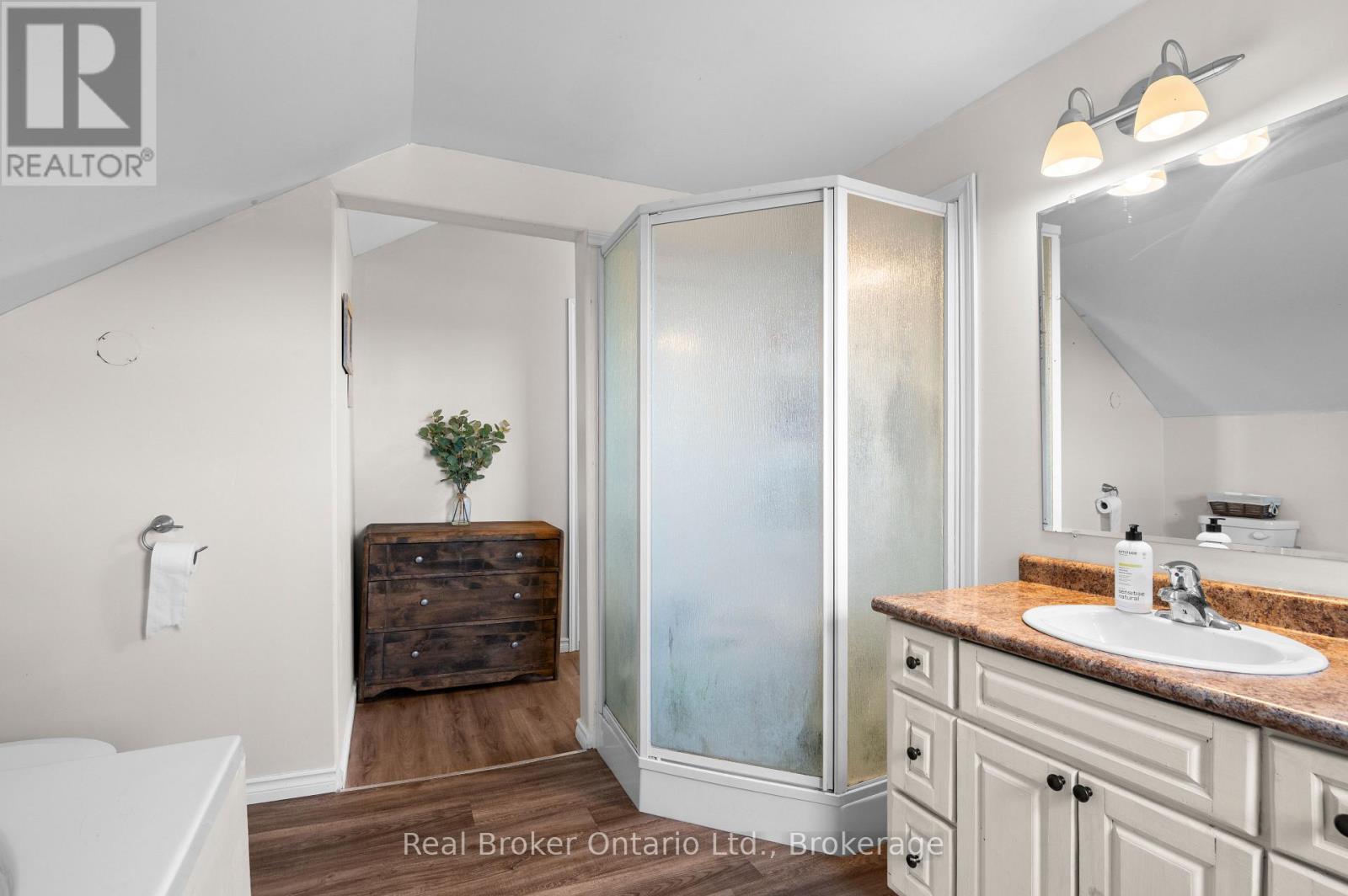 1 Wall Street, South Bruce, Ontario  N0G 2S0 - Photo 19 - X13647828
