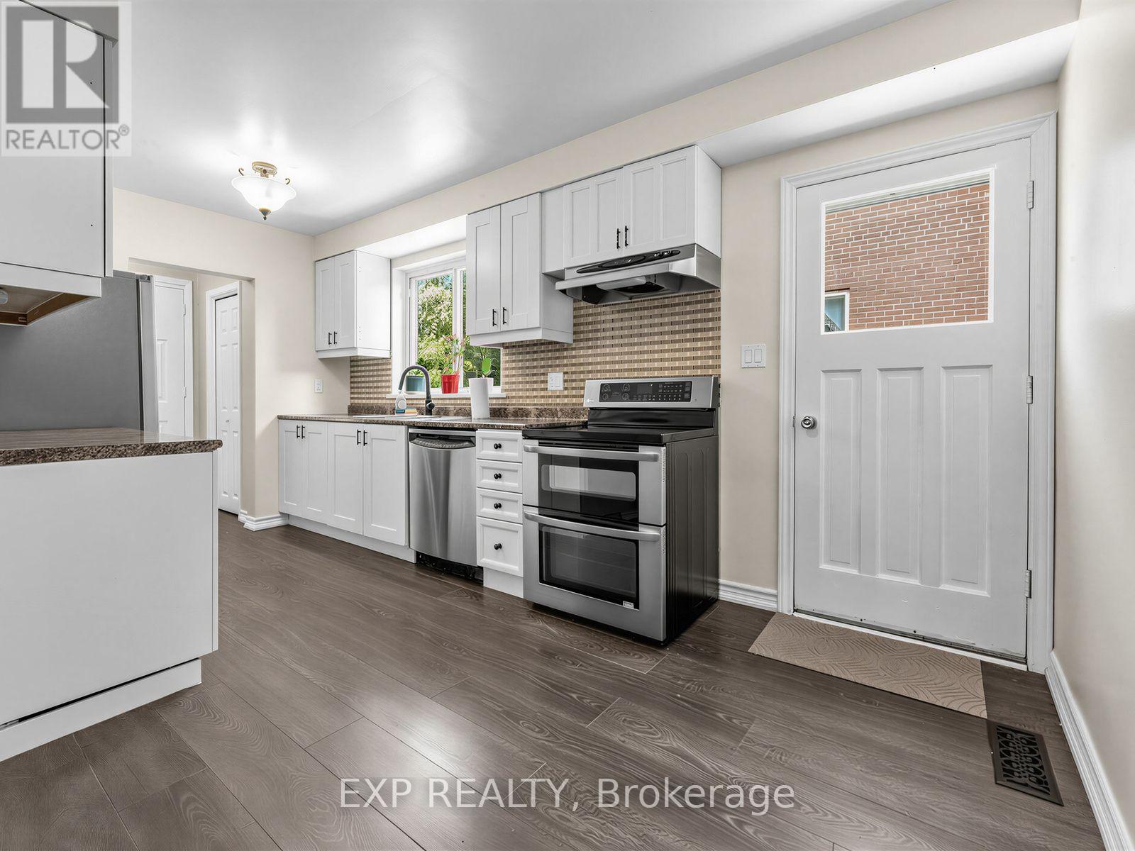 1586 Sandgate Crescent, Mississauga, Ontario  L5J 2E5 - Photo 13 - W13656594