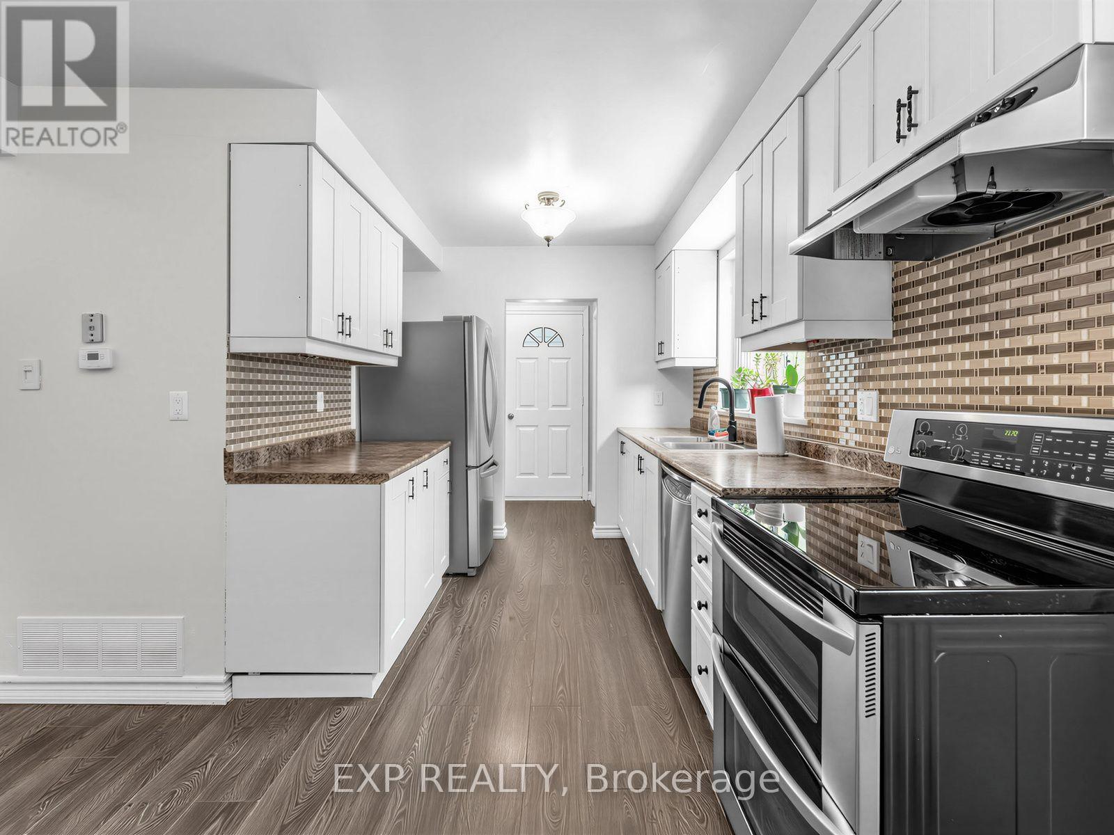 1586 Sandgate Crescent, Mississauga, Ontario  L5J 2E5 - Photo 15 - W13656594