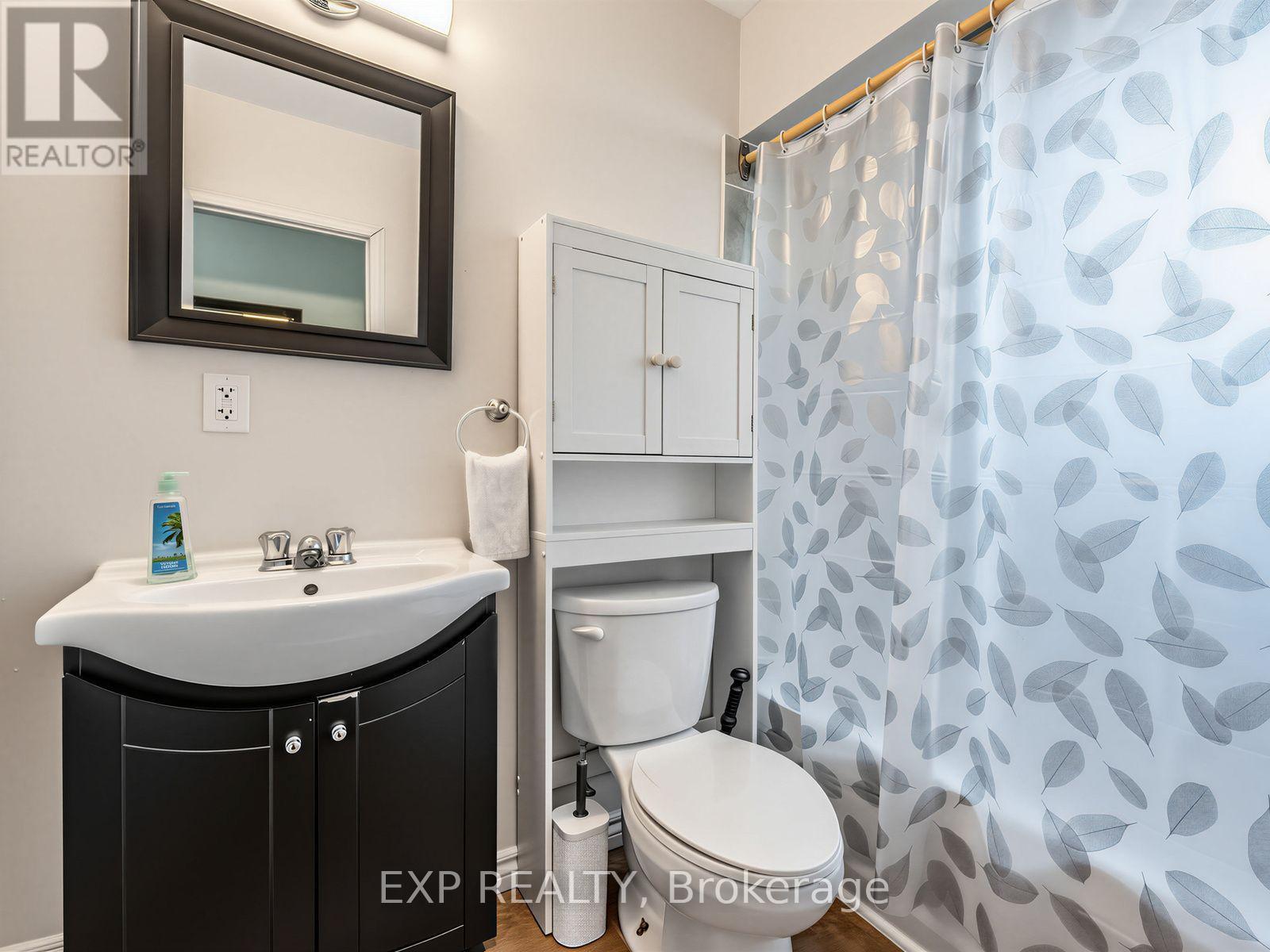 1586 Sandgate Crescent, Mississauga, Ontario  L5J 2E5 - Photo 21 - W13656594