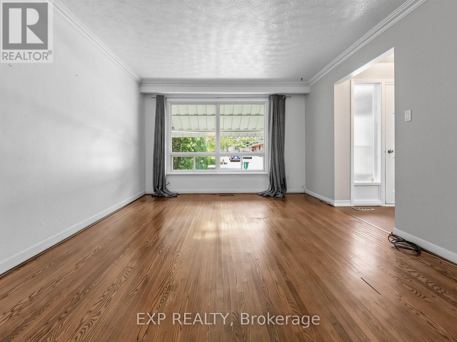 1586 Sandgate Crescent, Mississauga, Ontario  L5J 2E5 - Photo 8 - W13656594