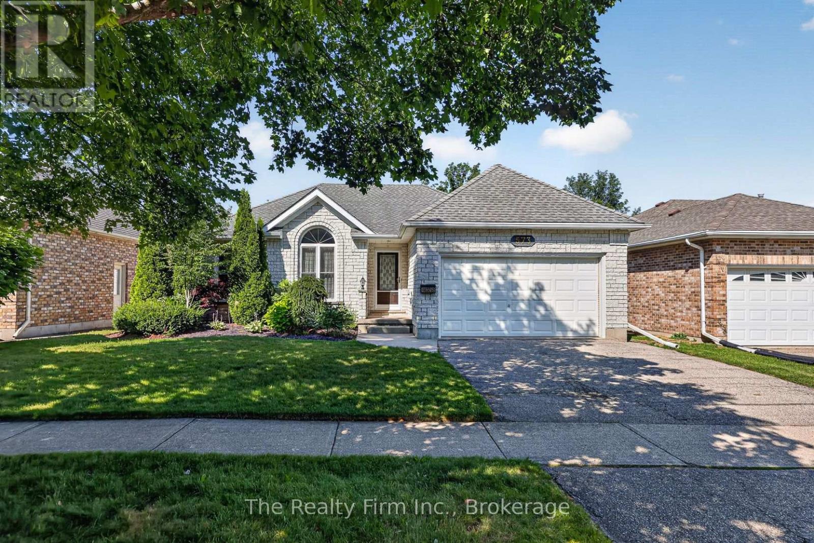 573 Lansdowne Avenue, Woodstock, Ontario  N4T 1R6 - Photo 1 - X13656770