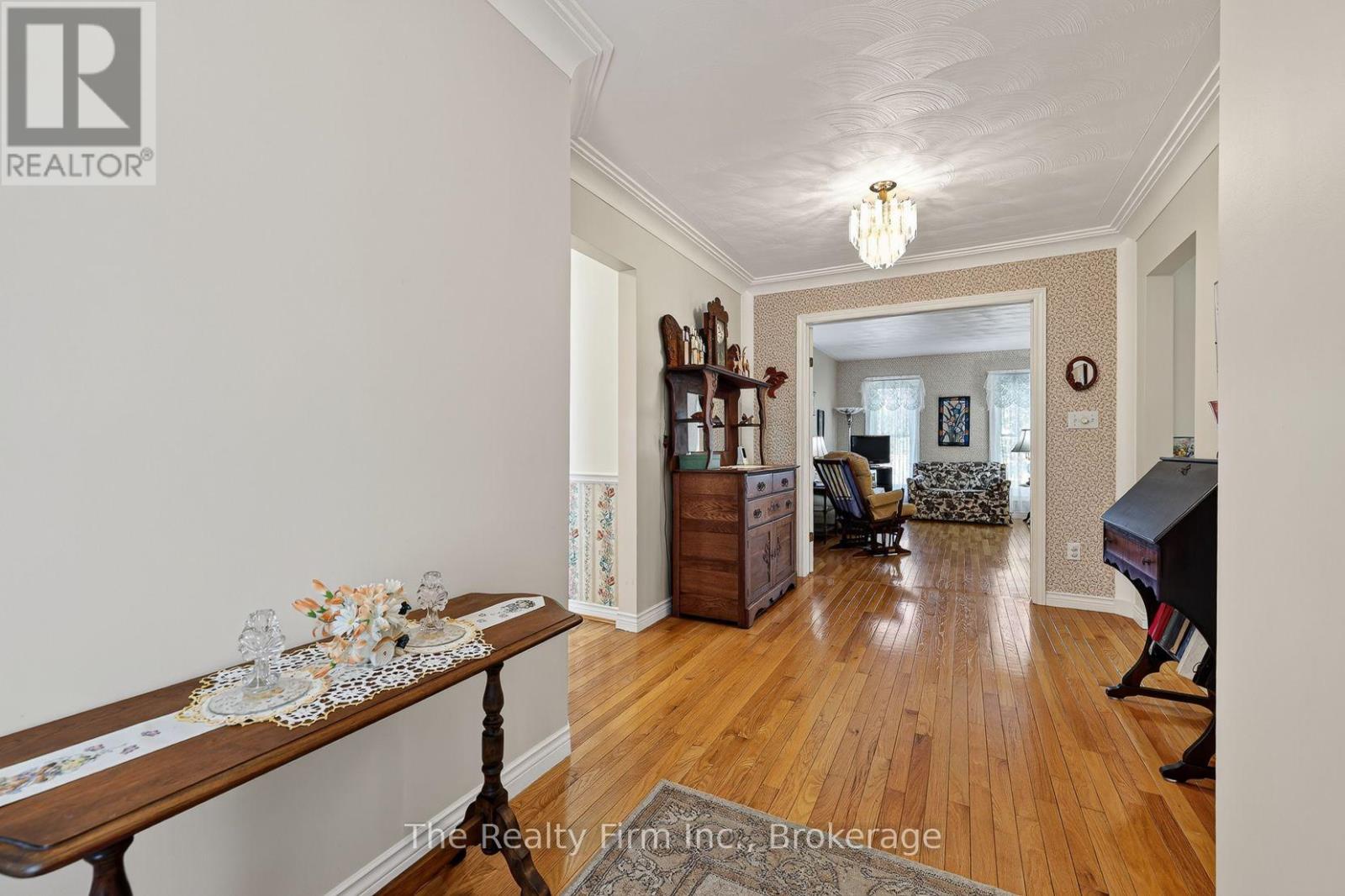 573 Lansdowne Avenue, Woodstock, Ontario  N4T 1R6 - Photo 4 - X13656770