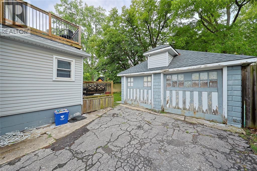 414 Davis Street, Sarnia, Ontario  N7T 1C3 - Photo 19 - 26019121