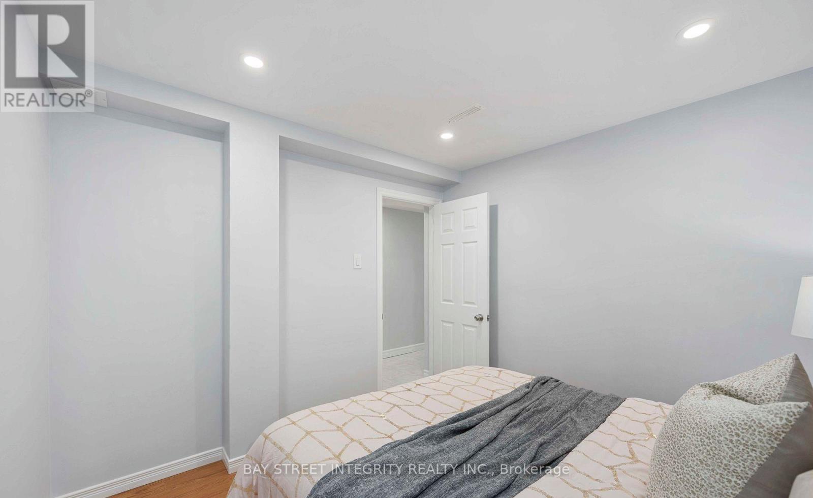 22 Dunbar Crescent, Markham, Ontario L3R 6W8 - Photo 14 - N13582170