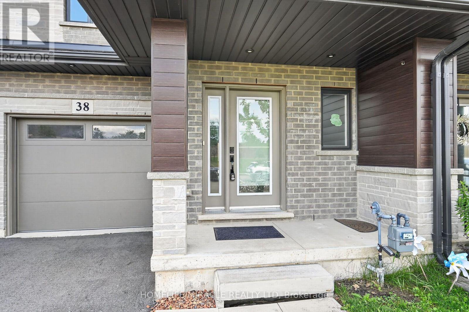 38 Jayla Lane, West Lincoln, Ontario L0R 2A0 - Photo 5 - X13642464