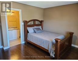 1688 FINKLE DRIVE, Oshawa, Ontario