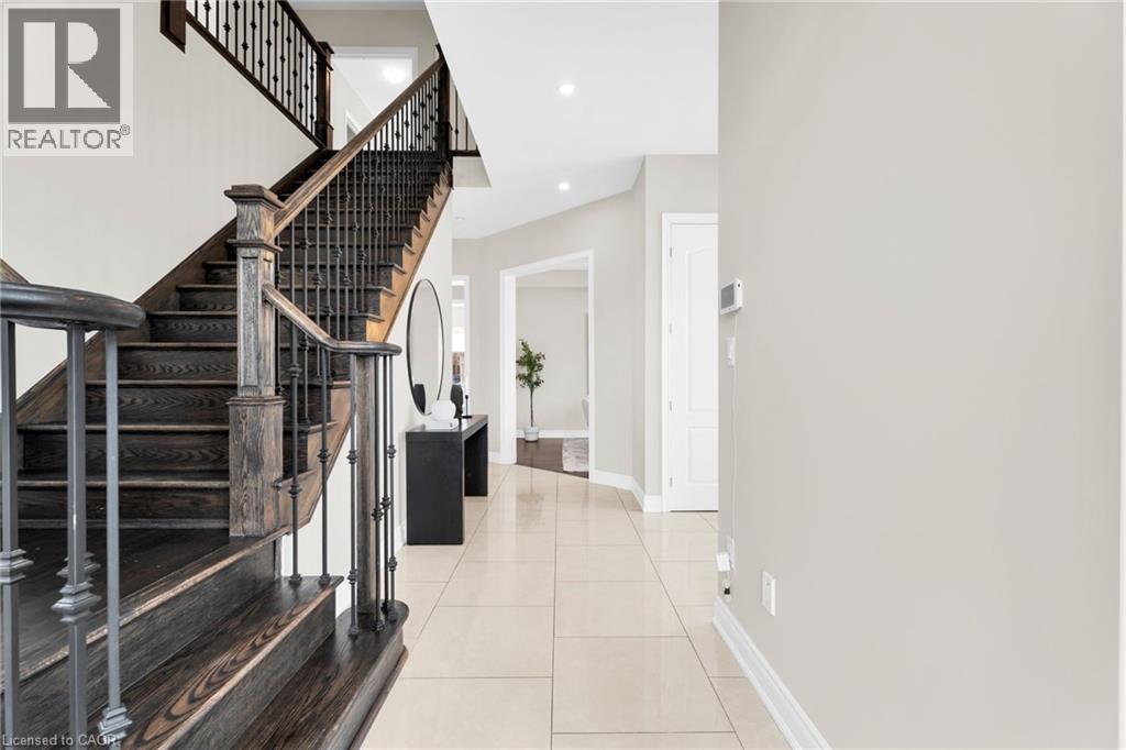 23 Martin Byrne Drive, Brampton, Ontario  L6P 4G2 - Photo 10 - 40854551