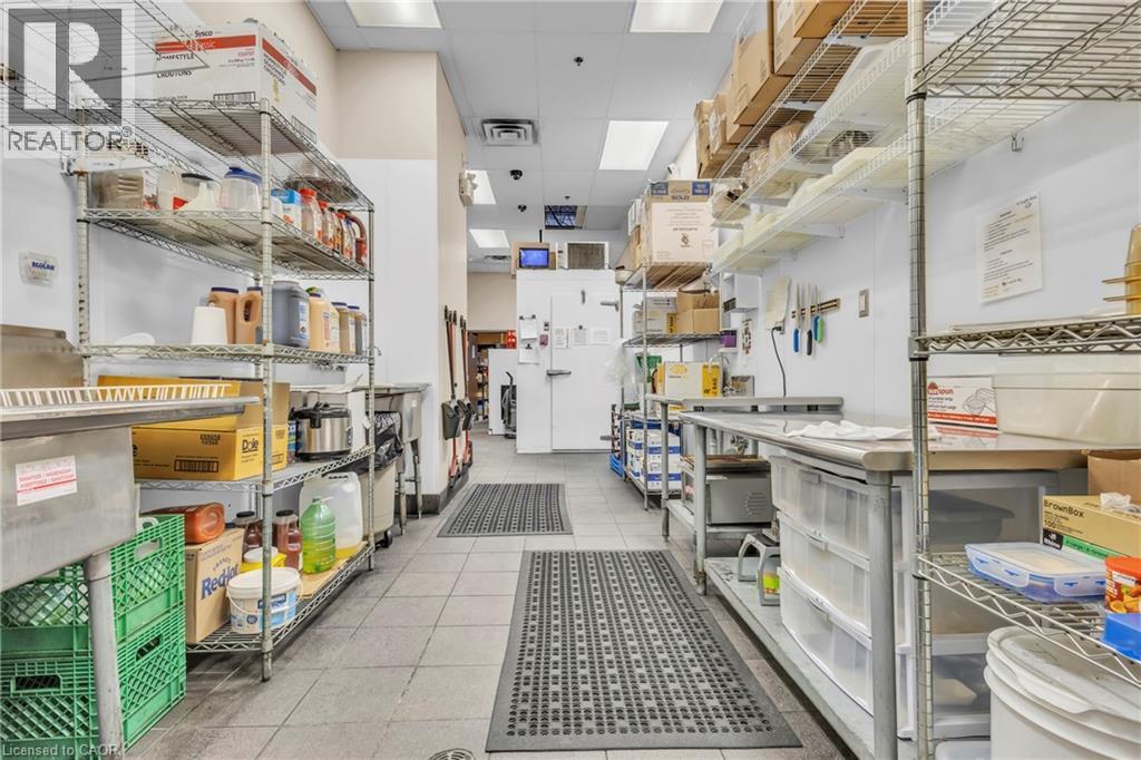 589 Fairway Road S, Kitchener, Ontario  N2C 1X4 - Photo 17 - 40854293