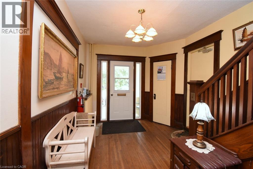 1052 Deta Road Unit# 3, Mississauga, Ontario  L5E 2R5 - Photo 4 - 40854110
