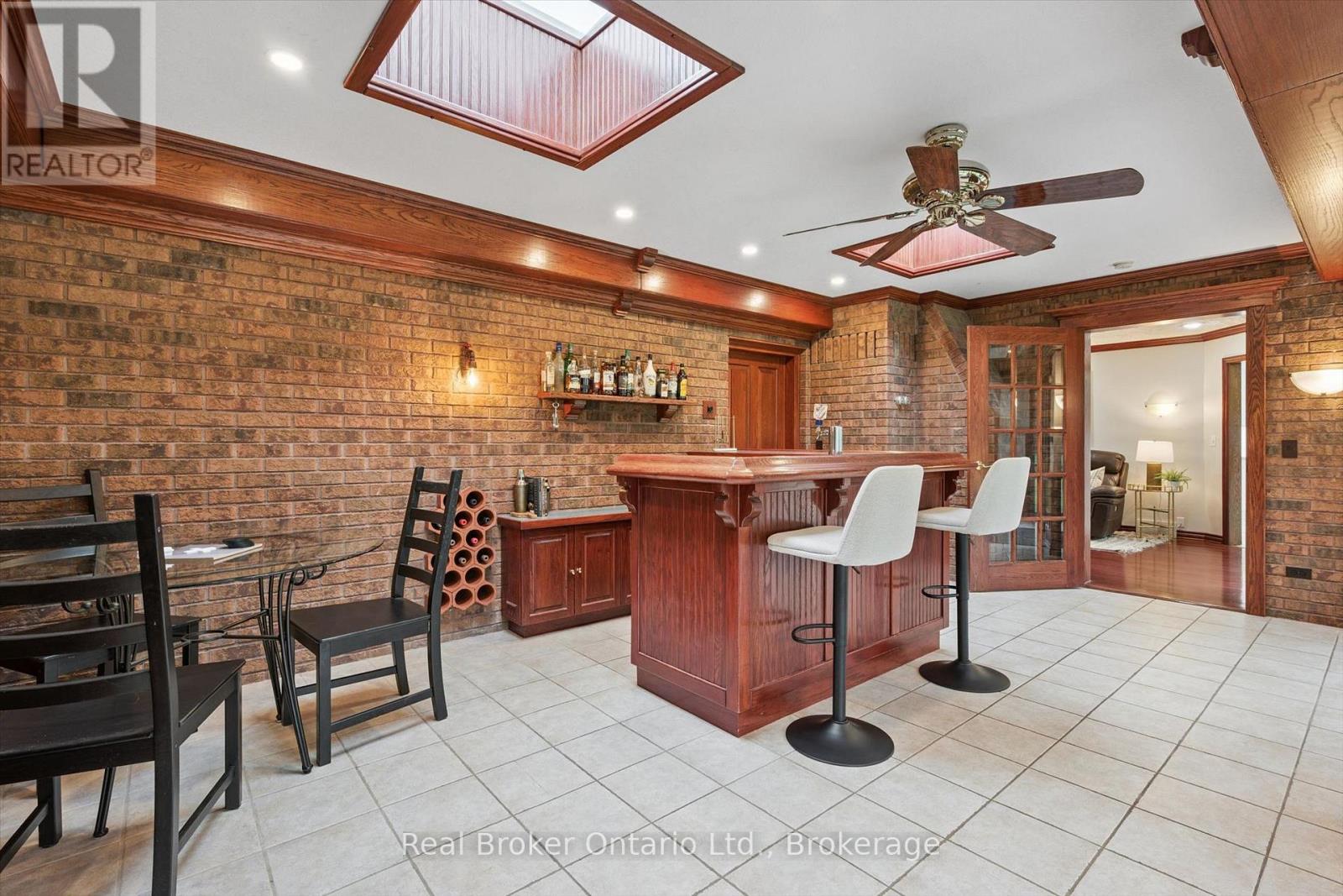 32 Sunset Drive, Woolwich, Ontario  N0B 2V0 - Photo 15 - X13656588
