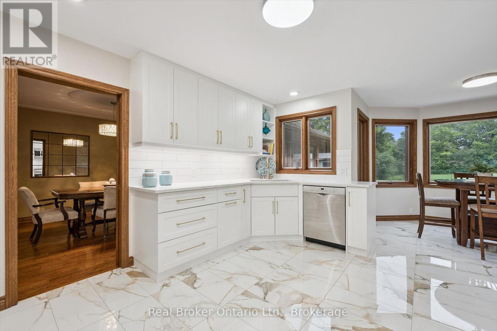 32 Sunset Drive, Woolwich, Ontario  N0B 2V0 - Photo 7 - X13656588