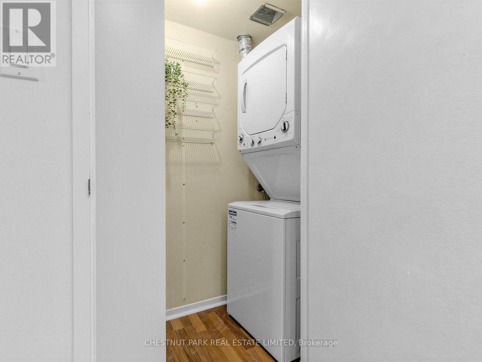 1408 - 1001 Bay Street, Toronto, Ontario  M5S 3A6 - Photo 19 - C13656656