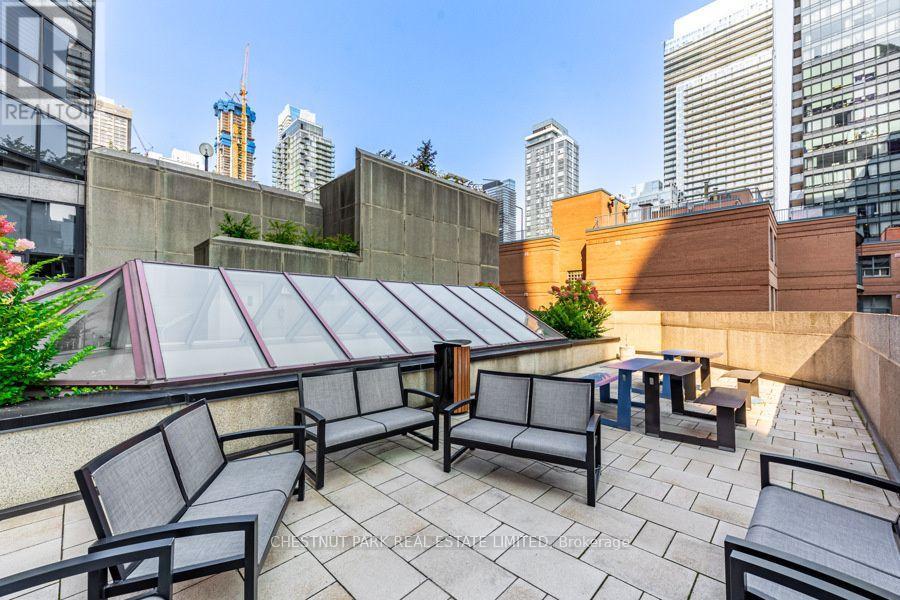 1408 - 1001 Bay Street, Toronto, Ontario  M5S 3A6 - Photo 30 - C13656656