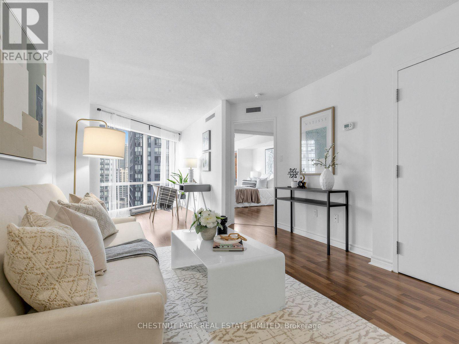 1408 - 1001 Bay Street, Toronto, Ontario  M5S 3A6 - Photo 5 - C13656656