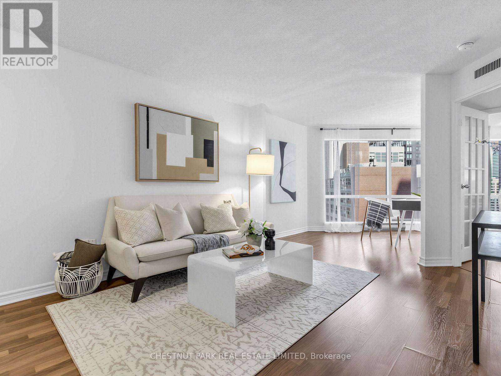 1408 - 1001 Bay Street, Toronto, Ontario  M5S 3A6 - Photo 6 - C13656656