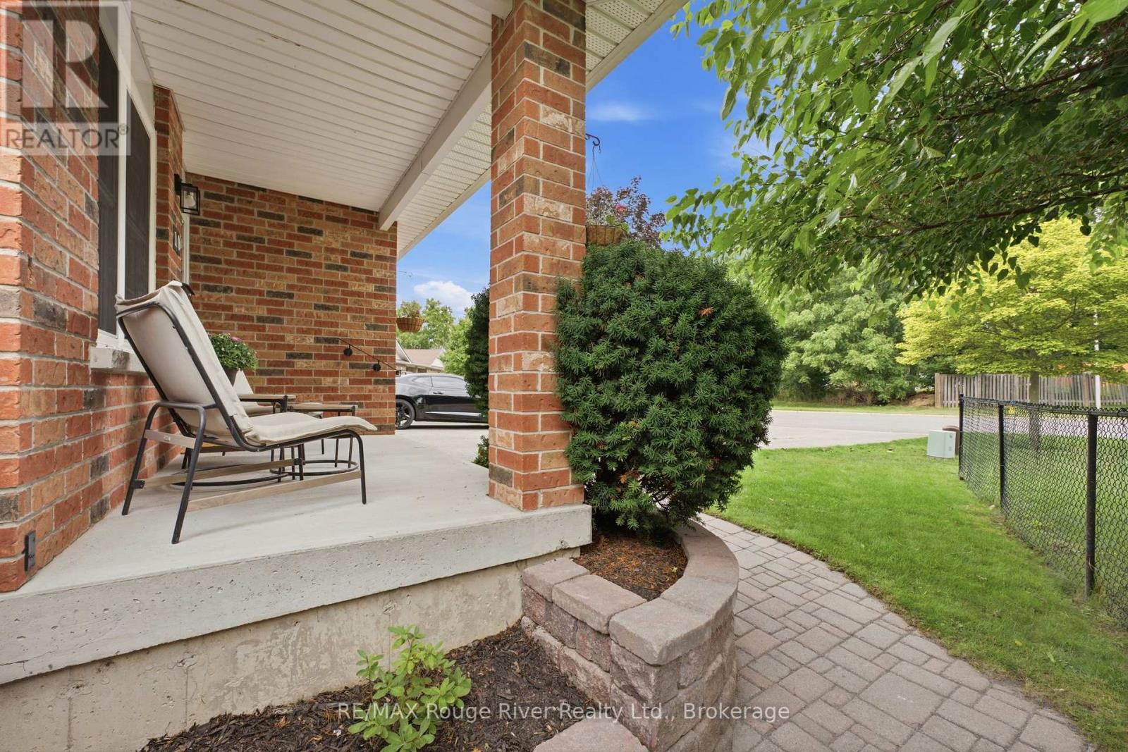 10 Talbot Drive W, Port Hope, Ontario  L1A 4L2 - Photo 4 - X13656716