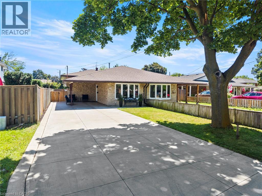167 Berkindale Drive, Hamilton, Ontario  L8E 2R6 - Photo 2 - 40852257