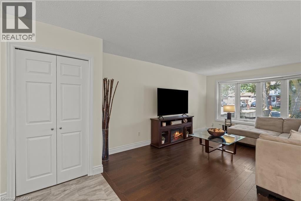 167 Berkindale Drive, Hamilton, Ontario  L8E 2R6 - Photo 5 - 40852257