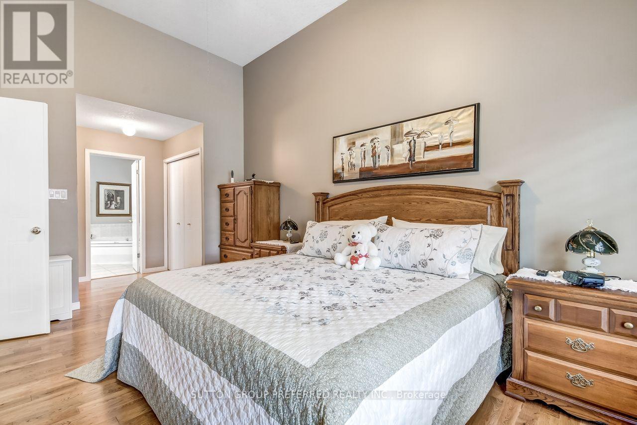 857 Silversmith Street, London North, Ontario  N6H 5T4 - Photo 11 - X13656538