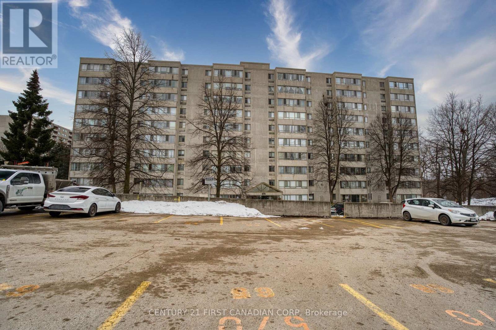 912 - 570 PROUDFOOT LANE, London North, Ontario