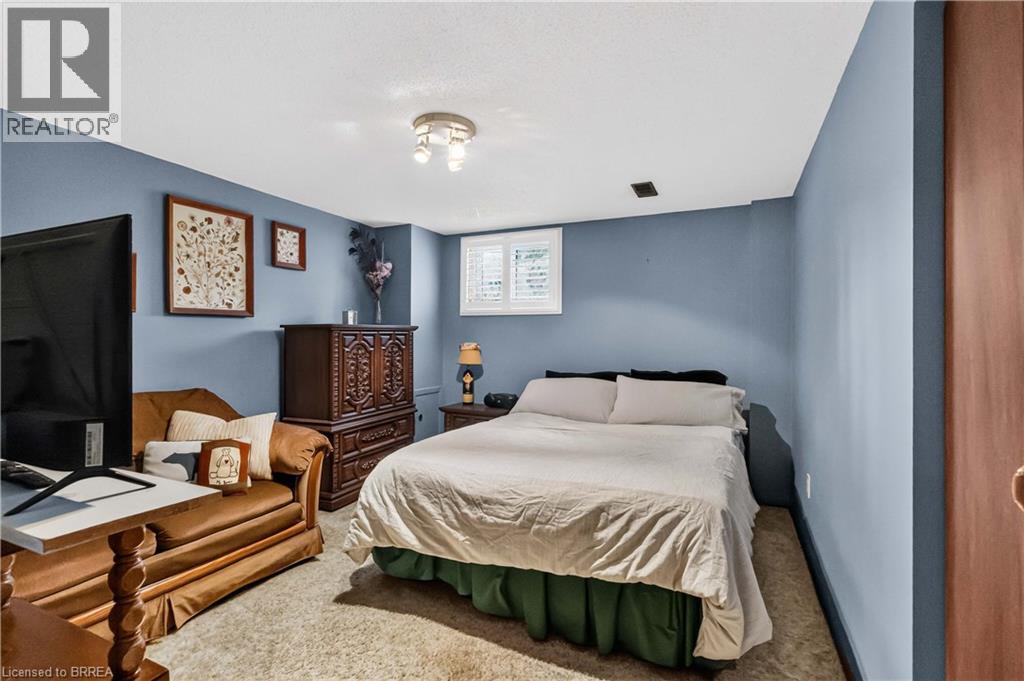8 Avondale Crescent, Brantford, Ontario  N3S 4L5 - Photo 23 - 40854004