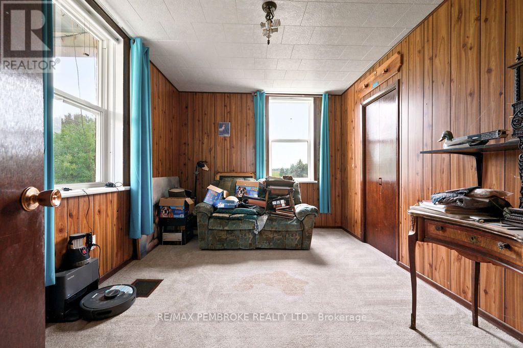 601 Silver Lake Road, Bonnechere Valley, Ontario  K0J 1T0 - Photo 2 - X13656572