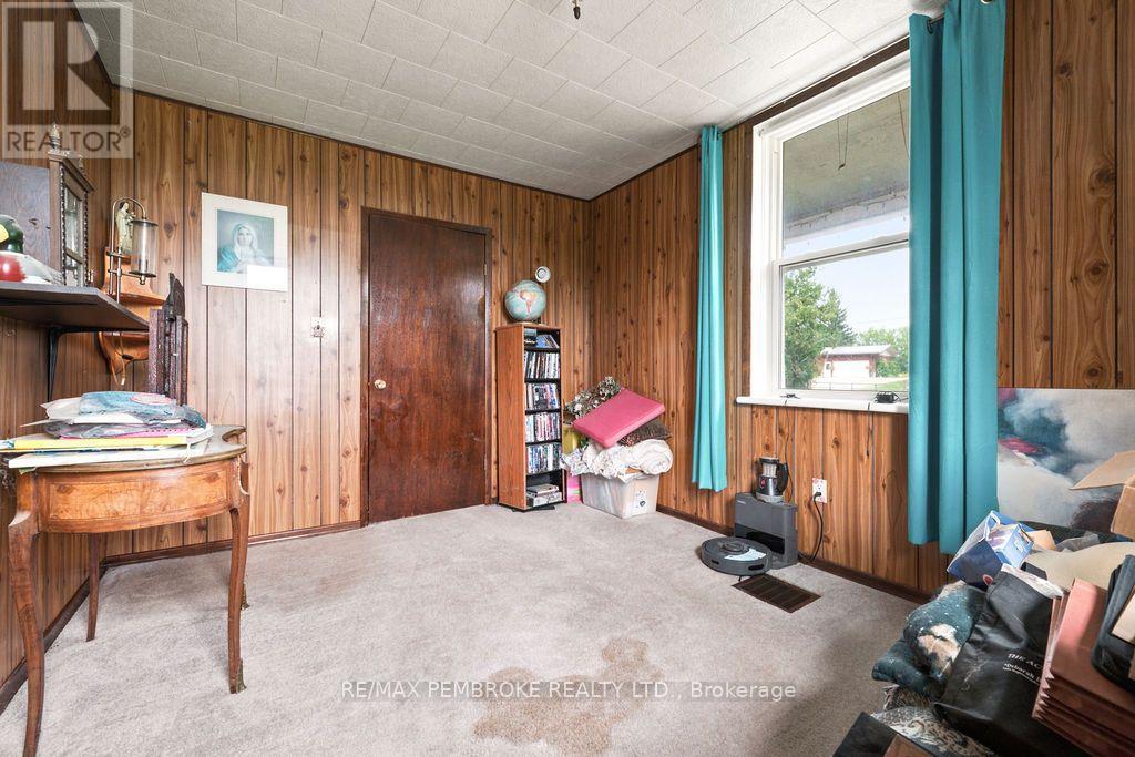 601 Silver Lake Road, Bonnechere Valley, Ontario  K0J 1T0 - Photo 3 - X13656572