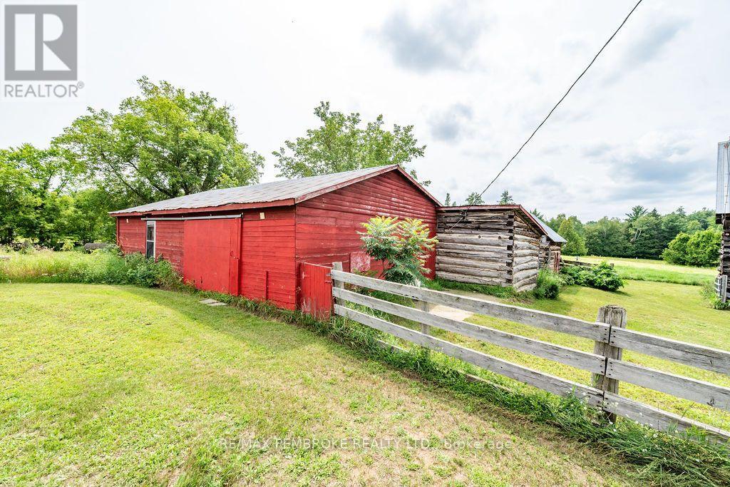 601 Silver Lake Road, Bonnechere Valley, Ontario  K0J 1T0 - Photo 47 - X13656572