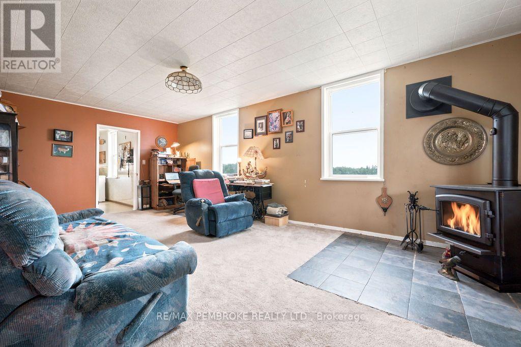 601 Silver Lake Road, Bonnechere Valley, Ontario  K0J 1T0 - Photo 6 - X13656572
