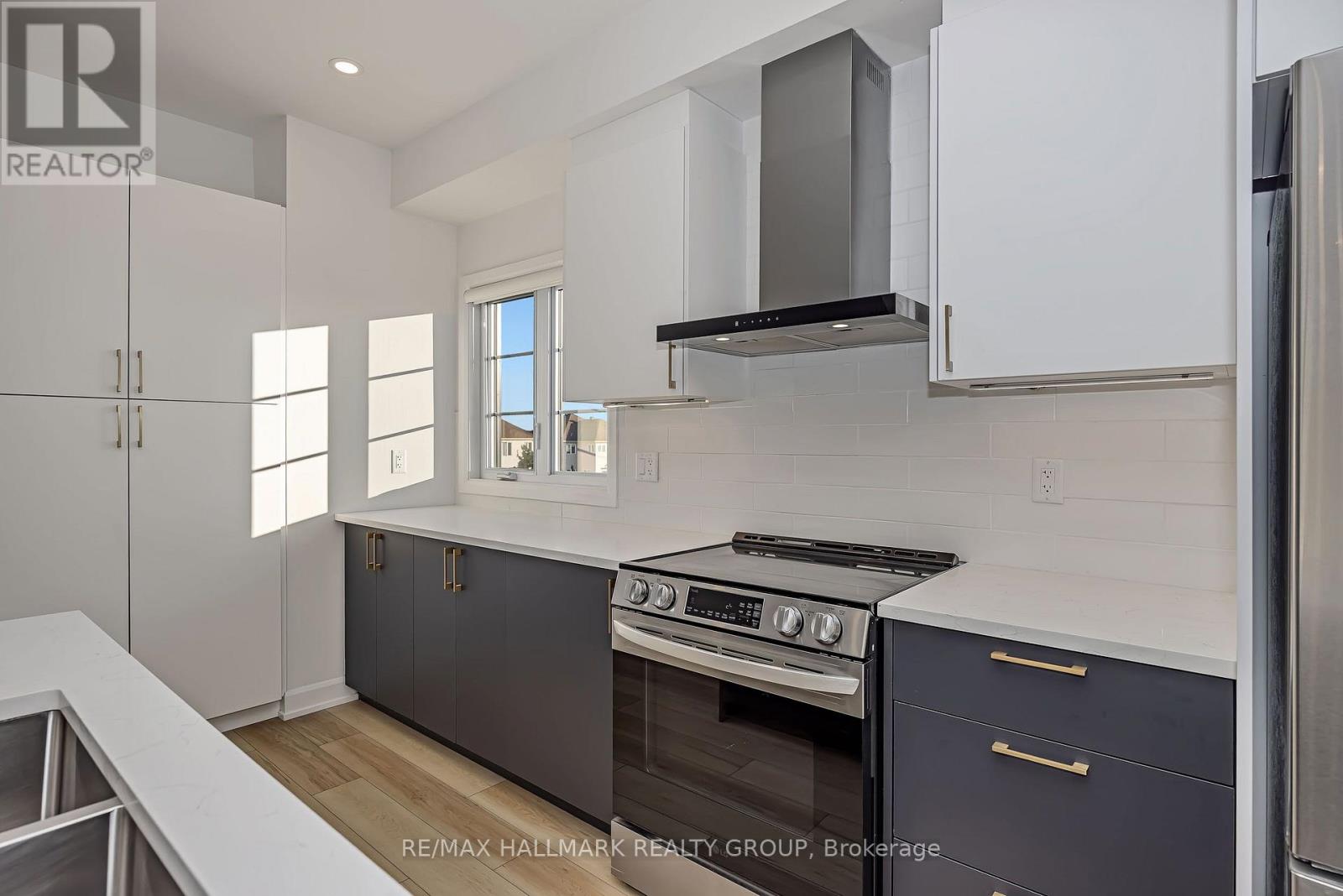 422 Rolling Meadow Crescent, Ottawa, Ontario  K1W 0X6 - Photo 14 - X13656718