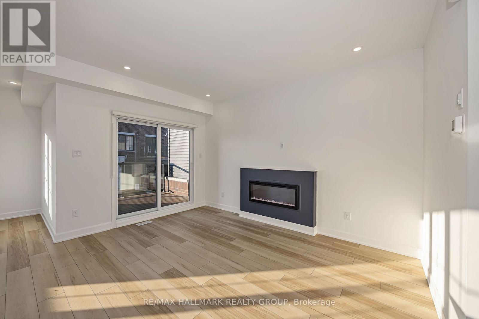 422 Rolling Meadow Crescent, Ottawa, Ontario  K1W 0X6 - Photo 16 - X13656718