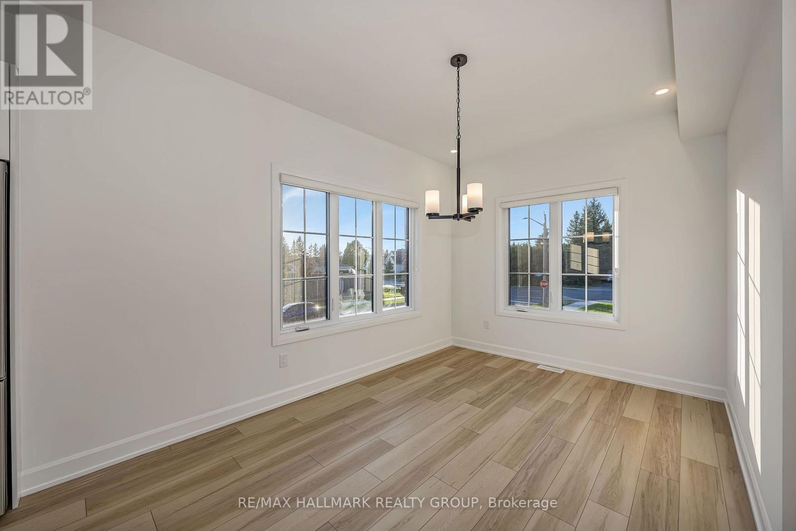 422 Rolling Meadow Crescent, Ottawa, Ontario  K1W 0X6 - Photo 19 - X13656718