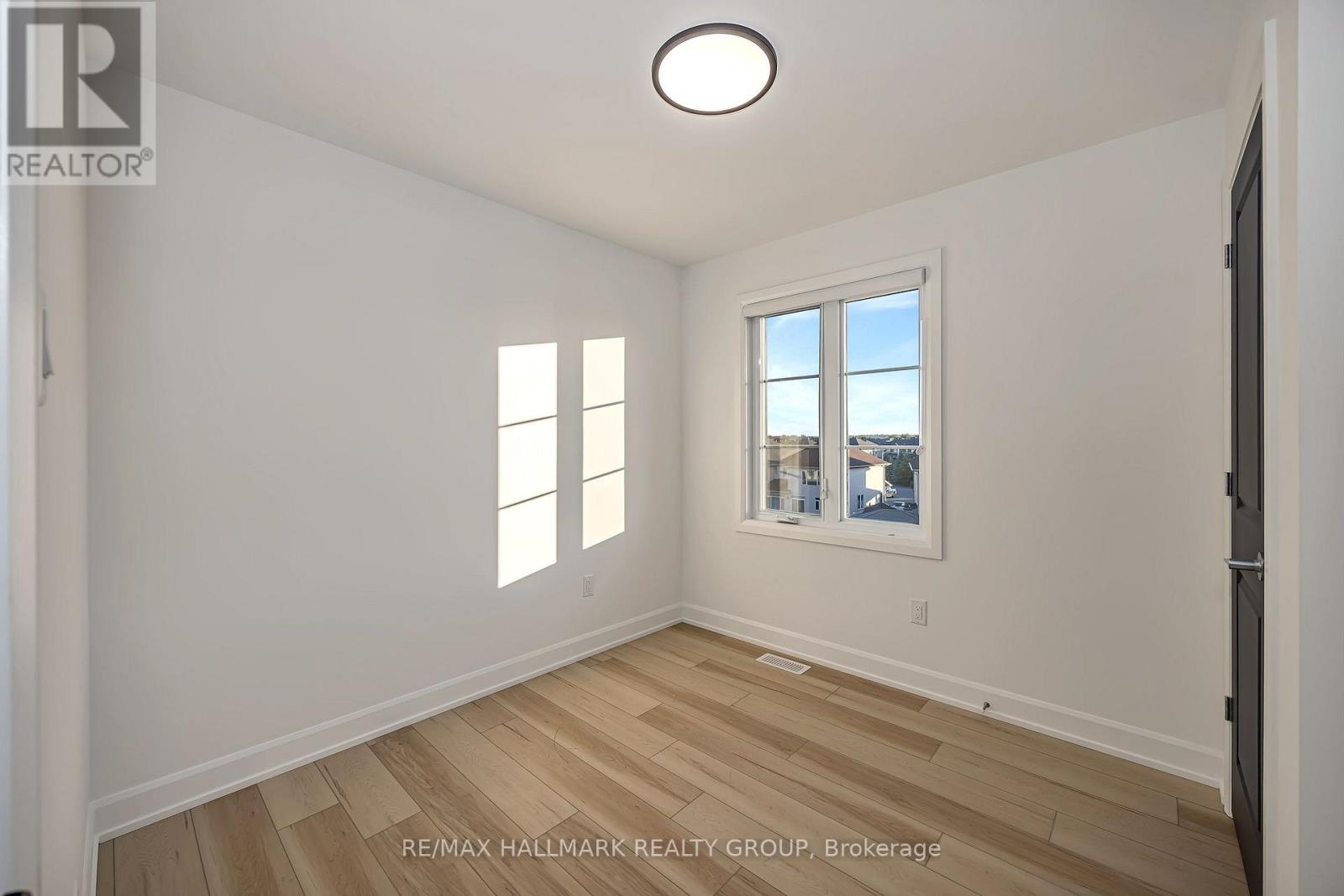 422 Rolling Meadow Crescent, Ottawa, Ontario  K1W 0X6 - Photo 29 - X13656718