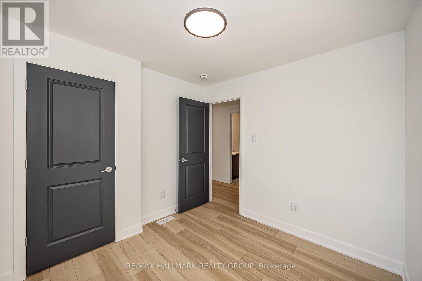 422 Rolling Meadow Crescent, Ottawa, Ontario  K1W 0X6 - Photo 30 - X13656718