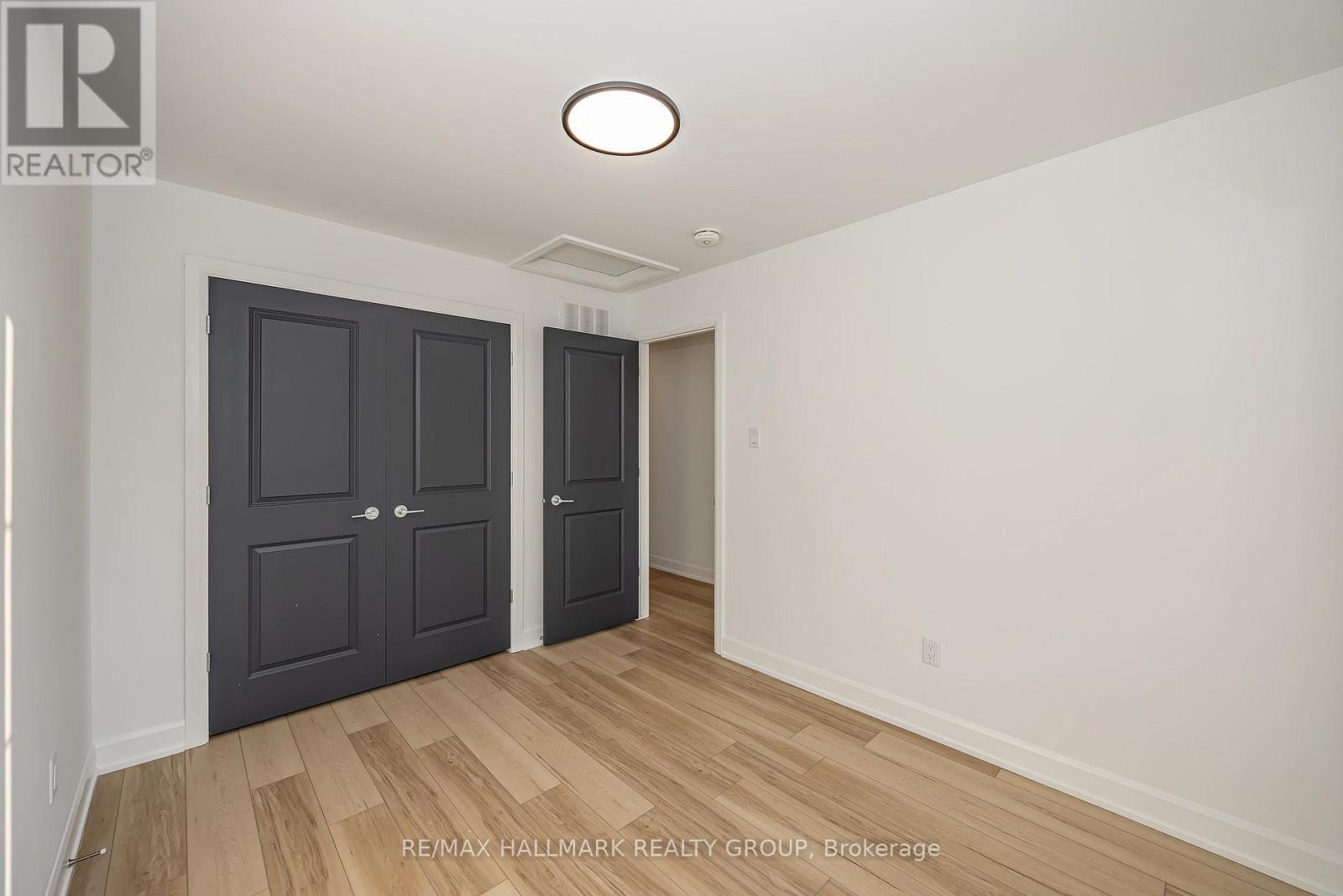 422 Rolling Meadow Crescent, Ottawa, Ontario  K1W 0X6 - Photo 32 - X13656718