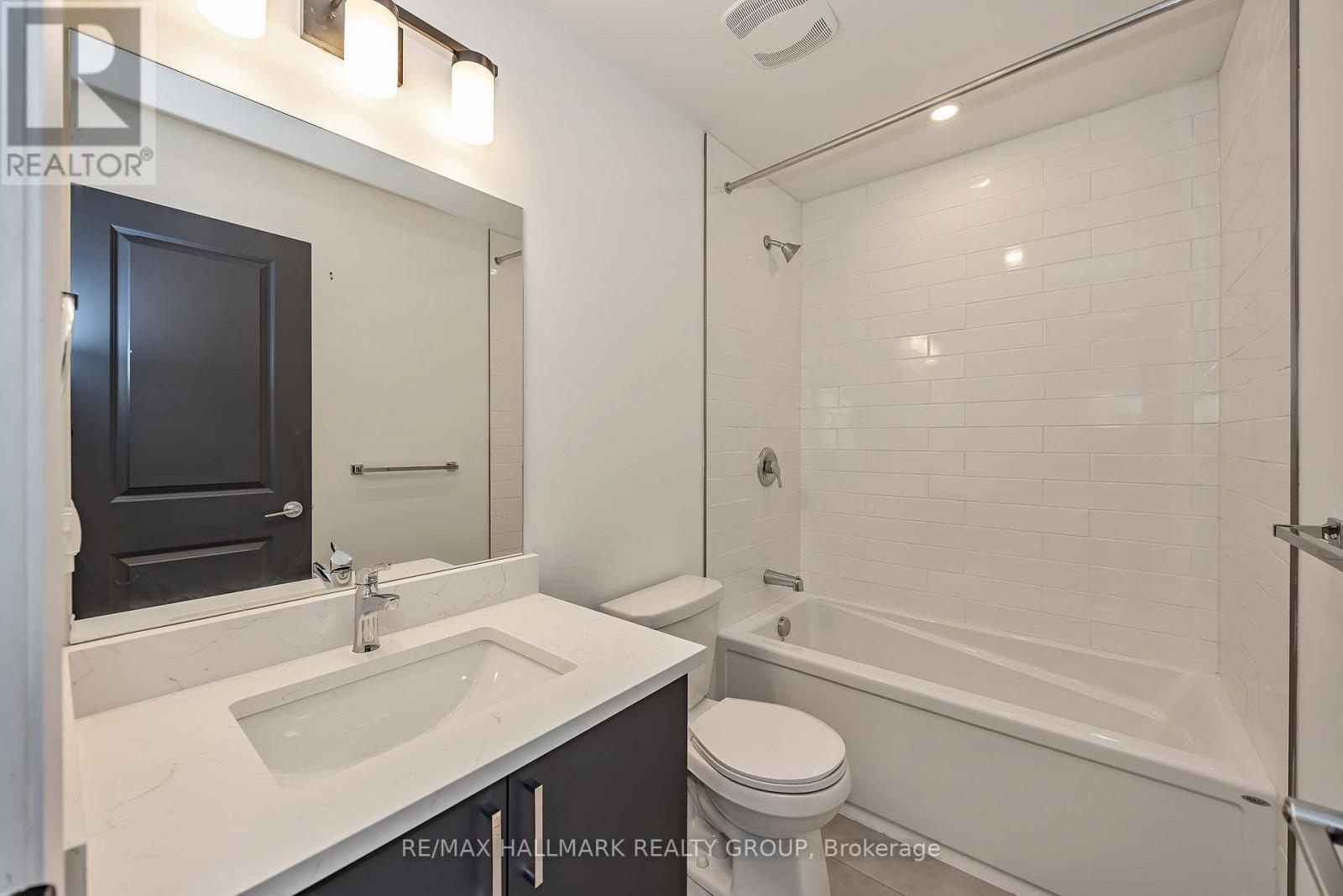 422 Rolling Meadow Crescent, Ottawa, Ontario  K1W 0X6 - Photo 33 - X13656718