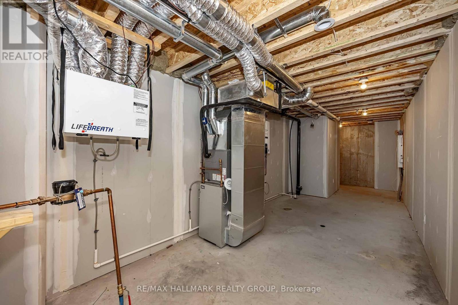422 Rolling Meadow Crescent, Ottawa, Ontario  K1W 0X6 - Photo 38 - X13656718