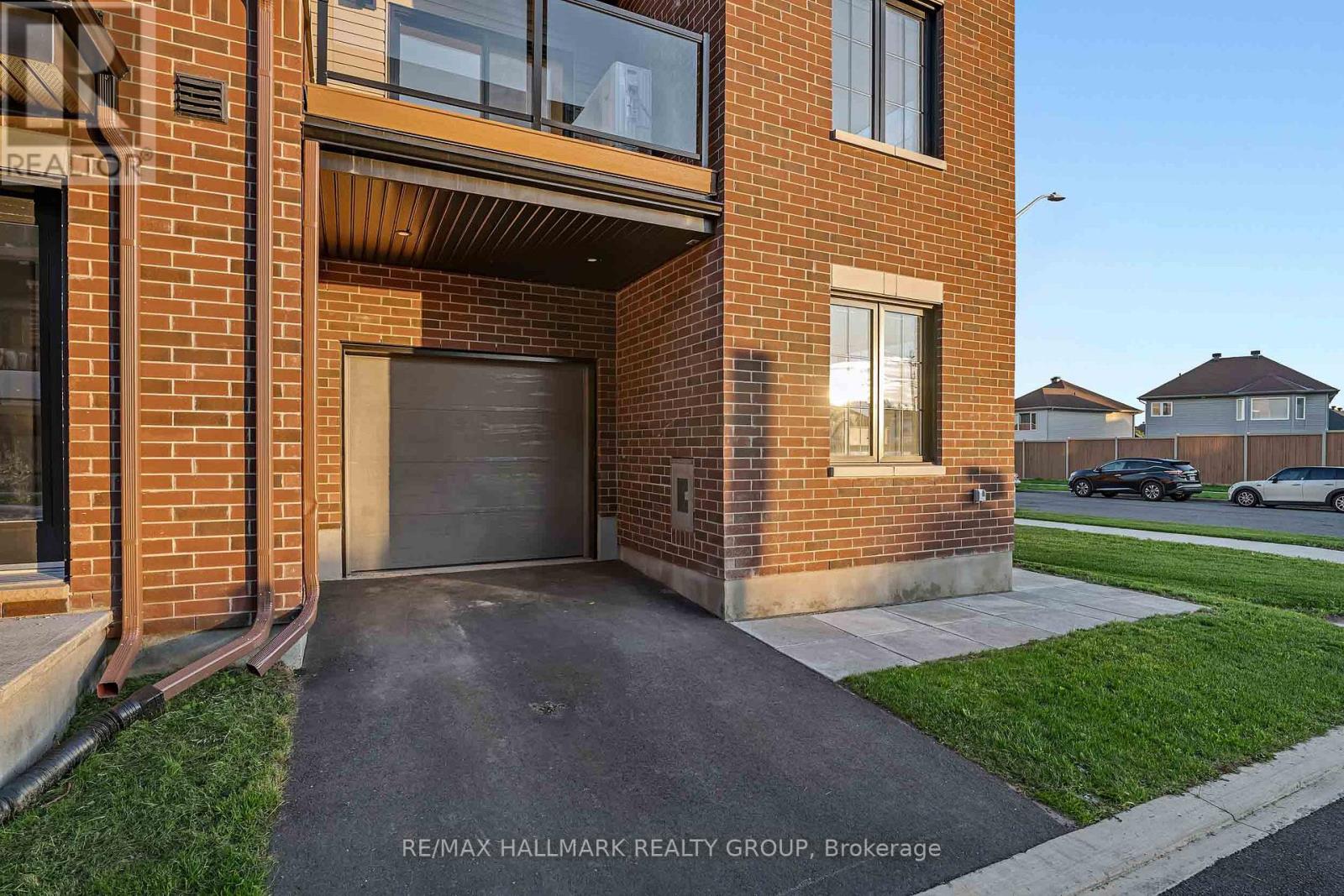 422 Rolling Meadow Crescent, Ottawa, Ontario  K1W 0X6 - Photo 39 - X13656718